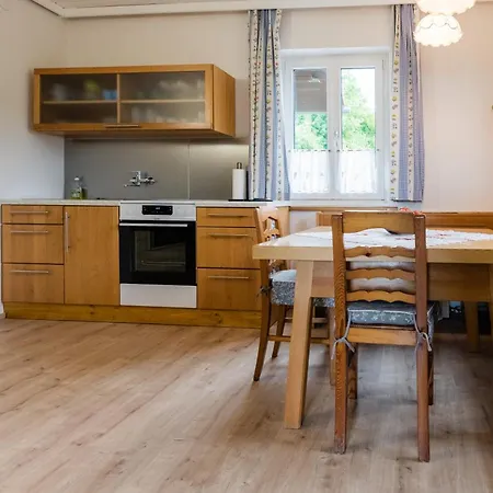 Mitzi Dom wakacyjny Floing