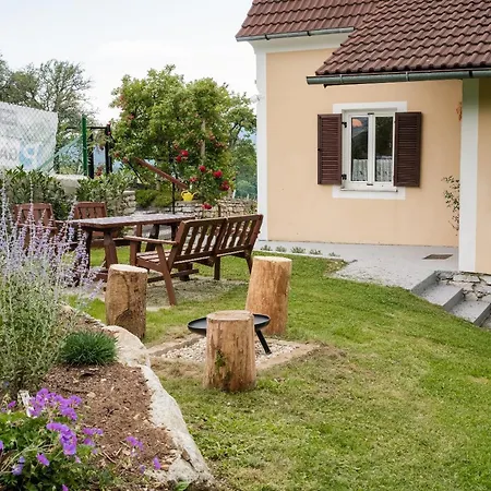Mitzi Holiday home *